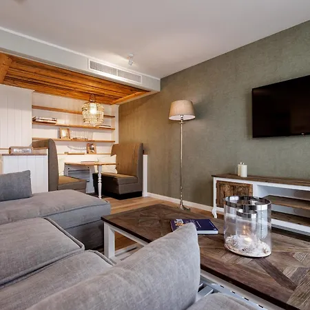 Zweite Heimat 3*